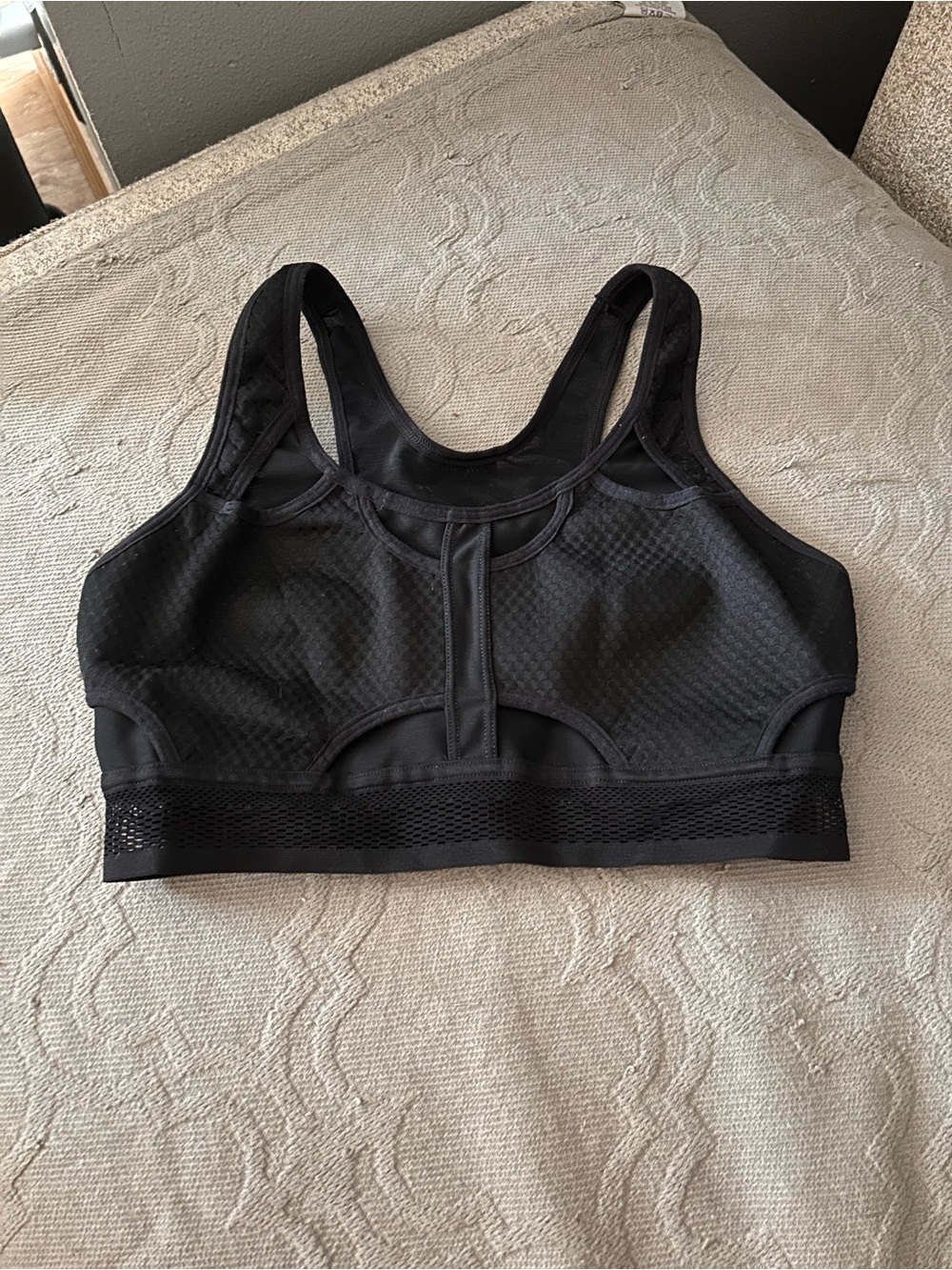 Nike Black High-Support Sports Bra with Mesh Band